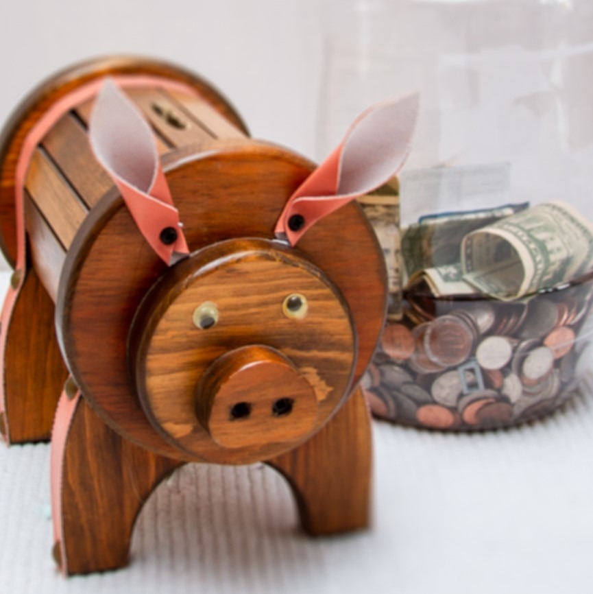 money saving wood piggy bank with pink years