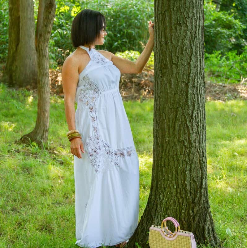 You are currently viewing The White Lace Maxi Dress